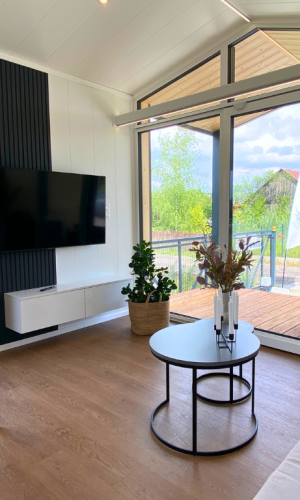 Casa movil black light