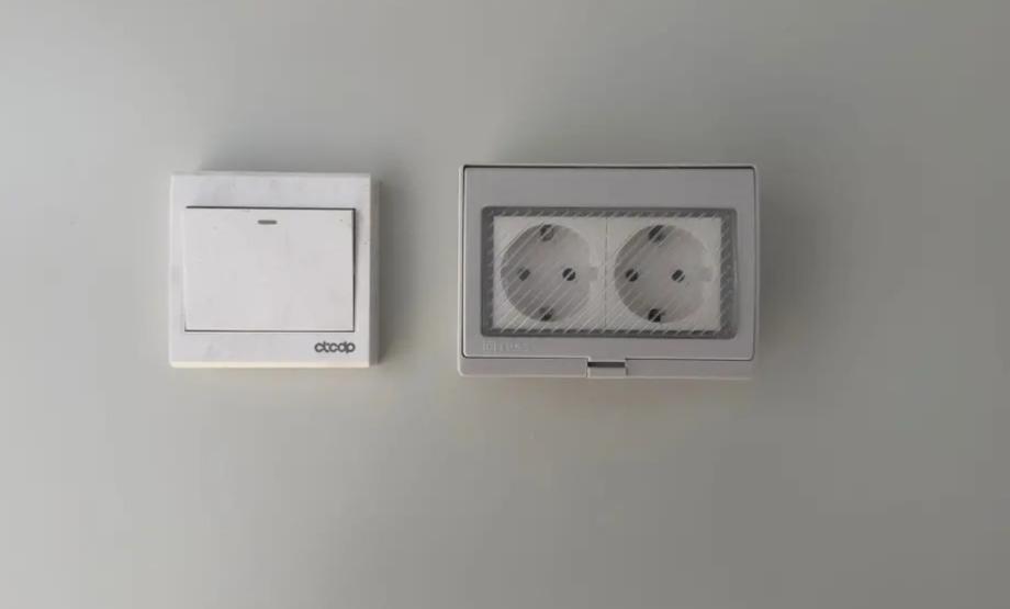 Contenedor de inodoro para discapacitados: inmediatamente adecuado para personas discapacitadas