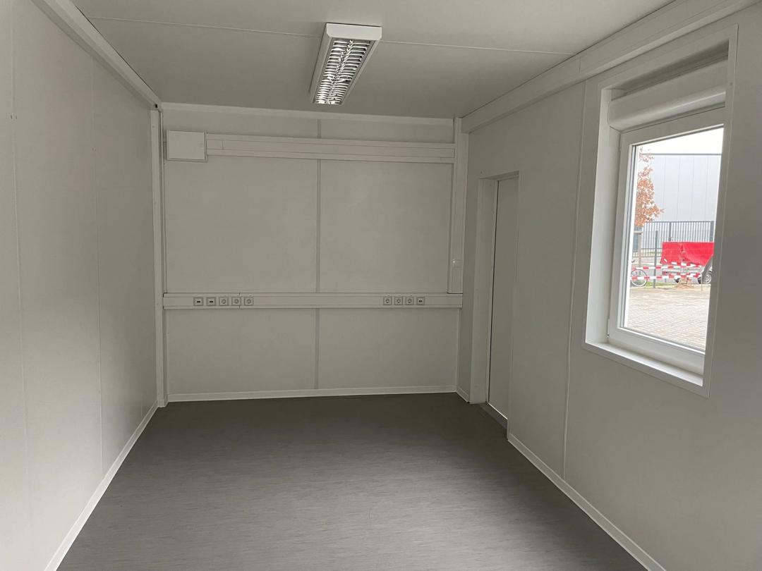 CONTENEDOR DE OFICINA 20 PIES