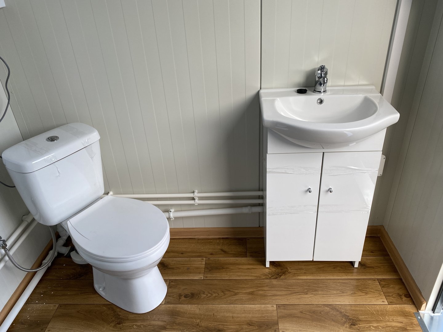 Contenedor de ducha 4x2M - alquiler, compra/arrendamiento posible