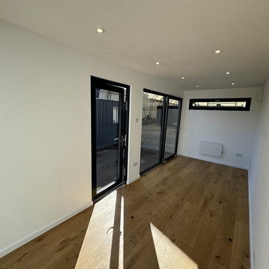 CONVERSIÓN PERSONALIZADA DE CONTENEDOR DE ENVÍO DE 20 x 8 pies | Edificio portátil | Oficina de jardín | N.º 935