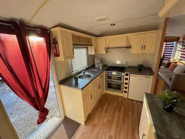 CASA MÓVIL ATLAS AMETHYST 2 DORMITORIOS (11M X 4MT)