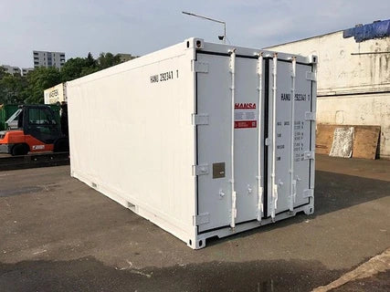 CONTENEDOR NUEVO REFRIGERADO DE 20′, RECIÉN PINTADO (IVA INCLUIDO)