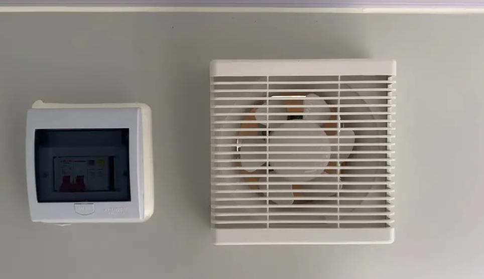 Contenedor de inodoro para discapacitados: inmediatamente adecuado para personas discapacitadas