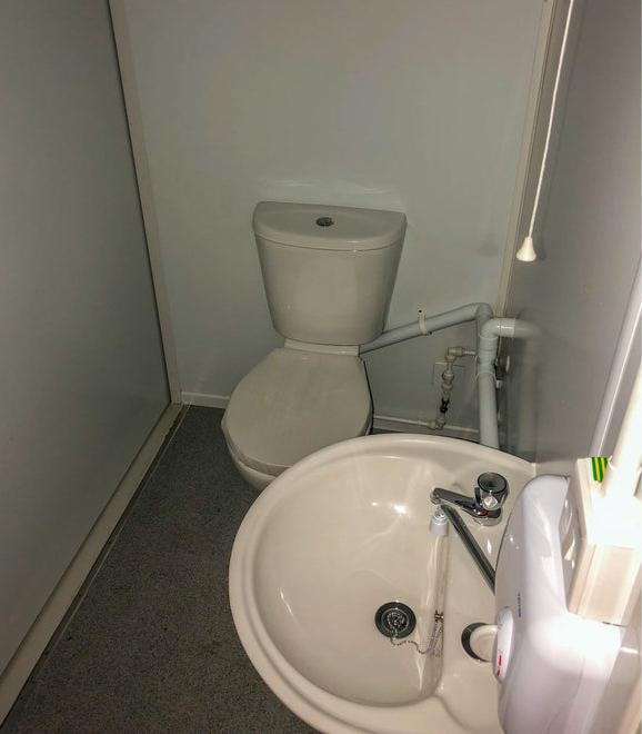 Módulo Oficina con baño 20 pies.