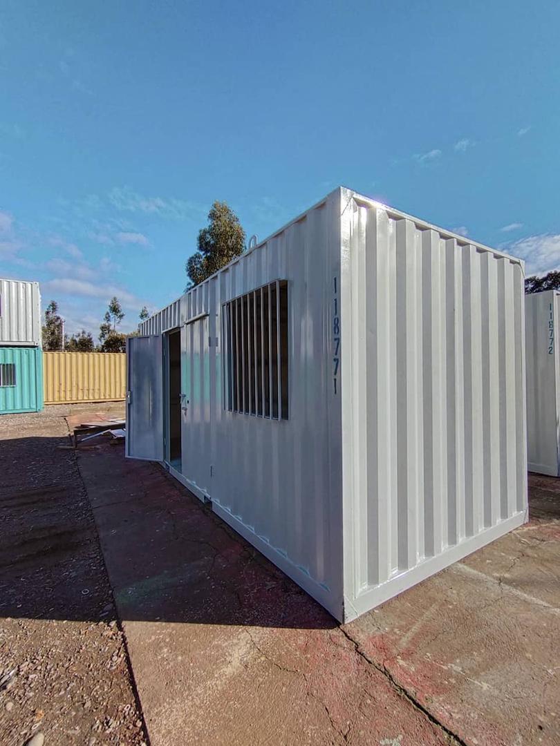 Módulo Oficina con baño 20 pies.