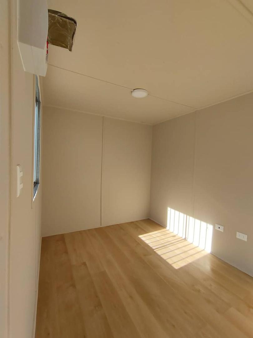 Módulo Oficina con baño 20 pies.