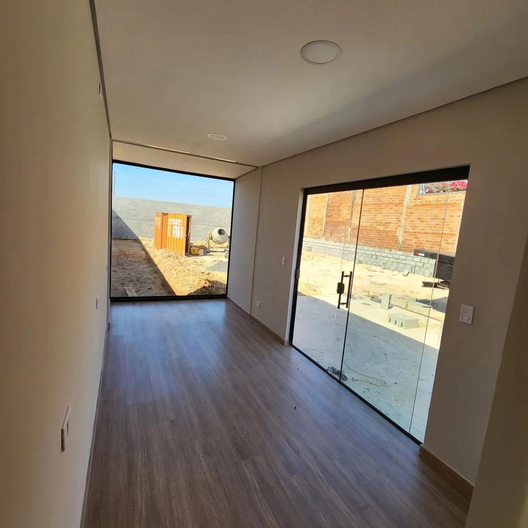 Oficina de 18m2 con aseo y despensa