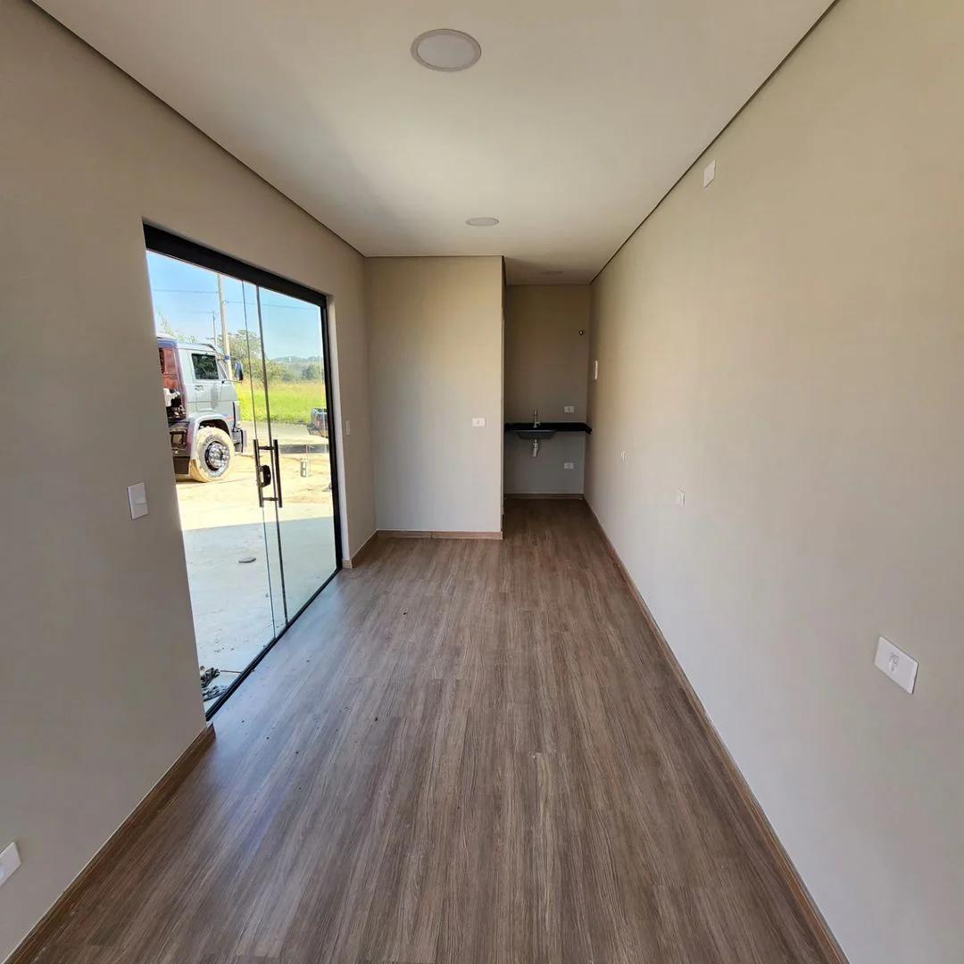 Oficina de 18m2 con aseo y despensa