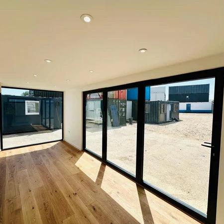 Oficina de Jardín 20x8ft CONVERSION DE CONTENEDOR DE TRANSPORTE A MEDIDA | Edificio Portátil