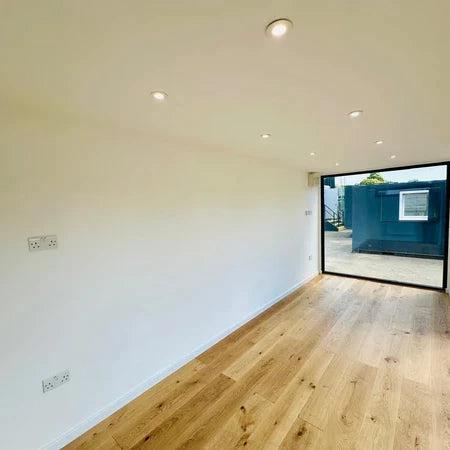 Oficina de Jardín 20x8ft CONVERSION DE CONTENEDOR DE TRANSPORTE A MEDIDA | Edificio Portátil