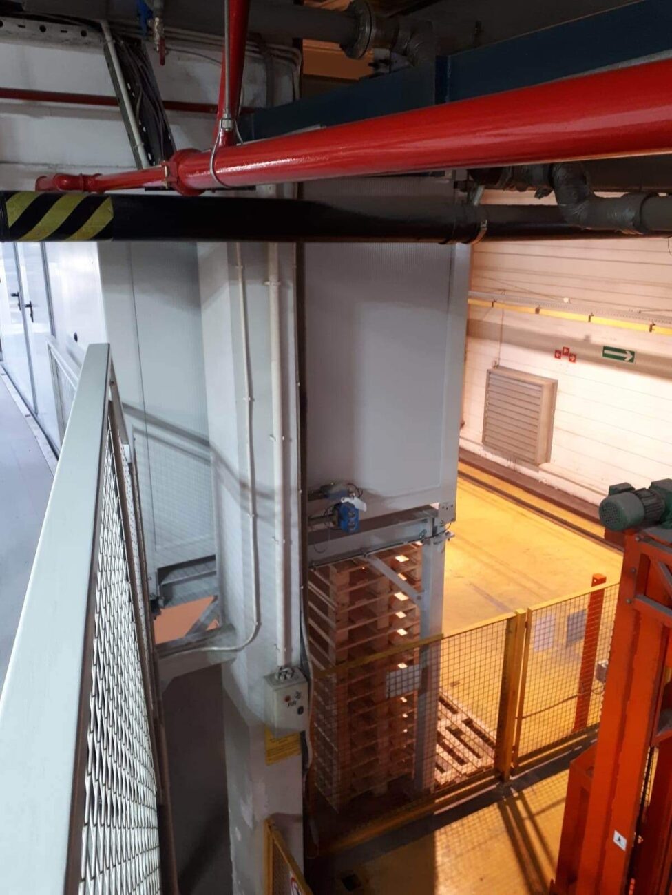 Contenedor modular 6058 mm x 4876 mm