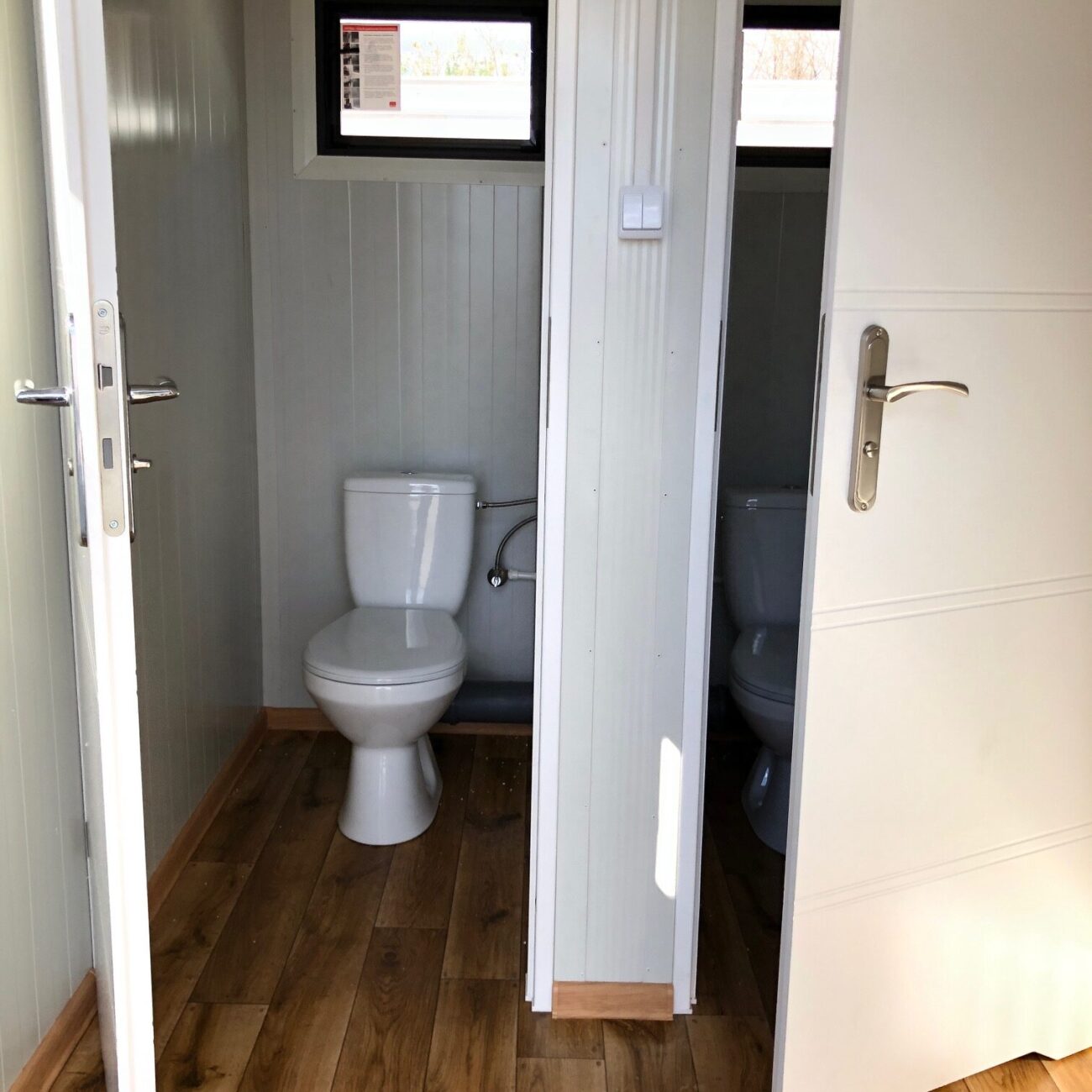 Contenedor de panel sándwich con aseo, aseo para discapacitados, 6,00×3,00