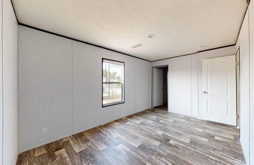 Este 3/2 The Anniversary 56